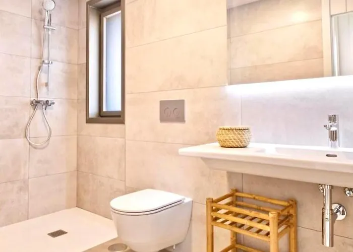 Вилла Golf Tenerife South Xx Wheel Accessible Shower Xx Free Wifi Xx Private Pool 30 Degrees Xx Two Terraces 30m2x60m2 Xxfree Parking Xx Mountain View Xx Flatscreen 65 Inch Xx